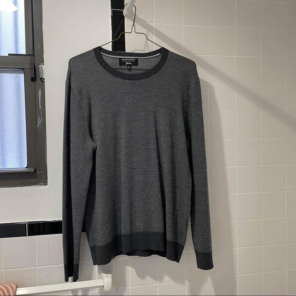 Banana Republic Italian Merino Yarn Sweater